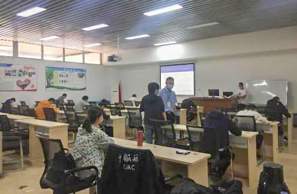 1601018146497103.png 民航特有工種職業(yè)技能鑒定工作在綿陽(yáng)機(jī)場(chǎng)順利舉行.png